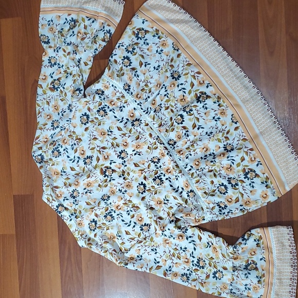 Fever floral top - Picture 7 of 8